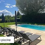 Privee Piscine Prives Fibre Jardin Parking Sejour Pro Ou Detente * Rousson (Gard)