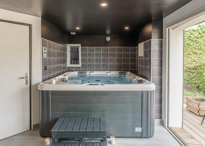 Sejour Pro Ou Detente Suite Spa Prive Fibre Jardin Parking Casa de Férias *